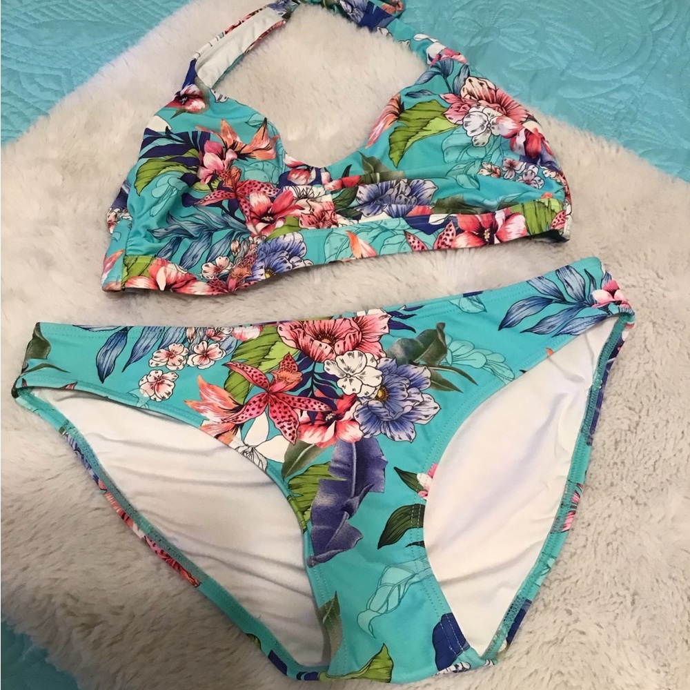 VENUS Tropical Floral Bikini